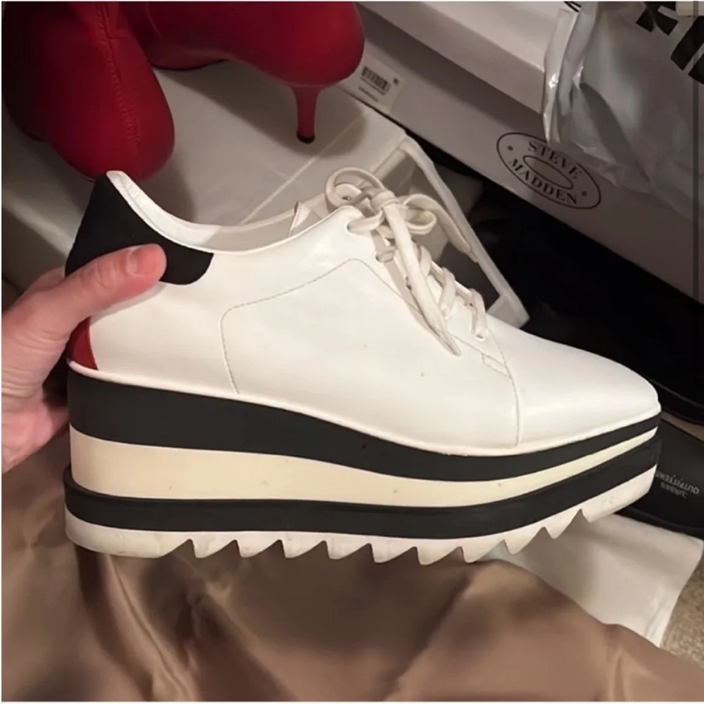 Stella McCartney Sneak Elyse Platform Sneakers